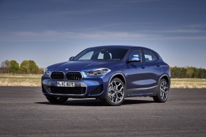 BMW-X2-xDrive25e-2020-4